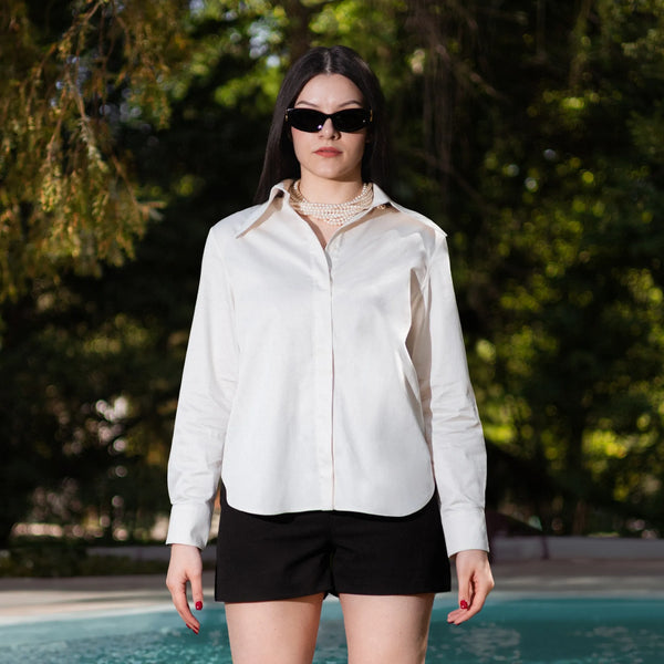 Котонова сорочка з акцентним гудзиком айворі