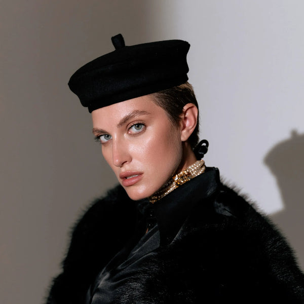 Берет класичний з кашеміром чорний