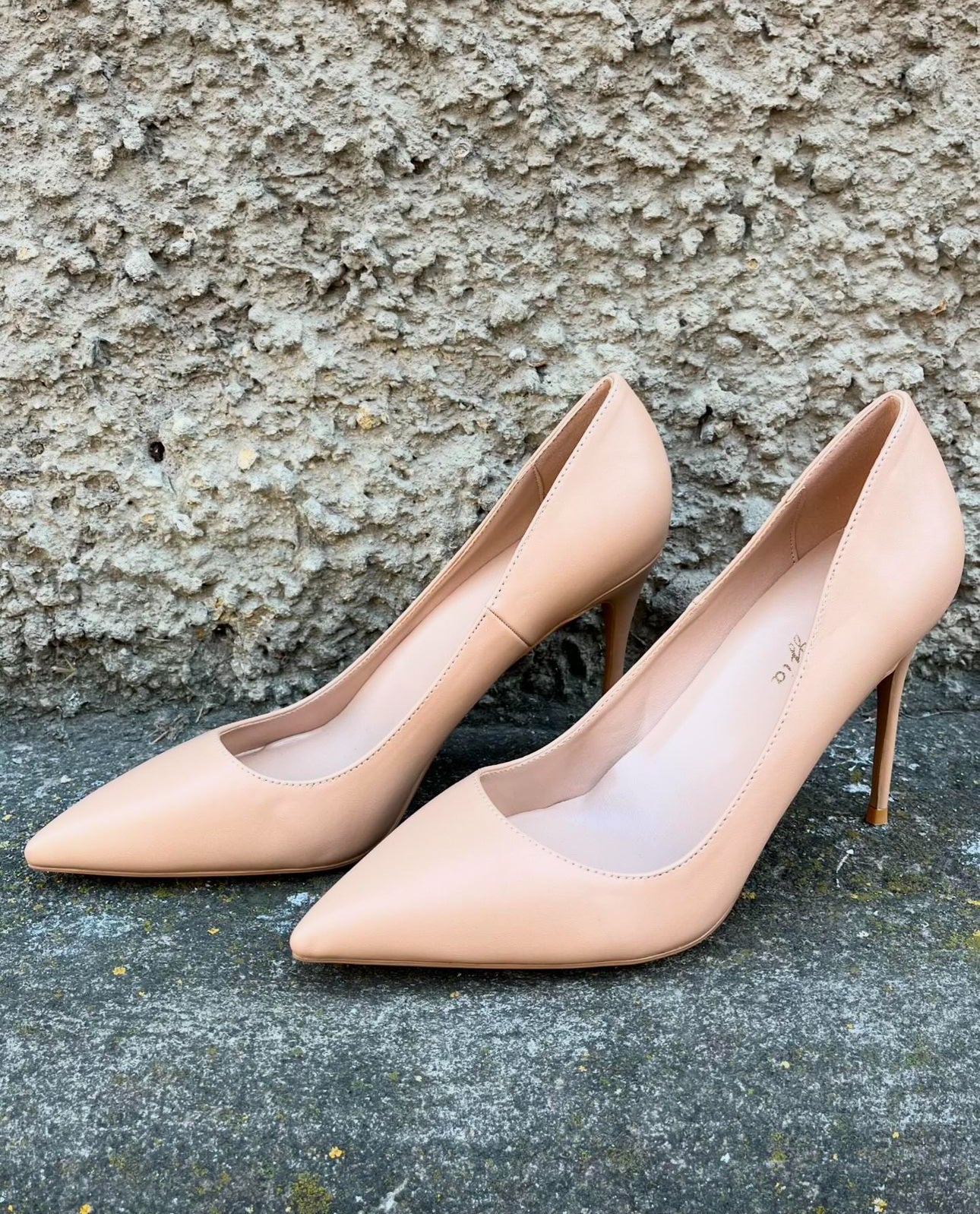 Beige matte shoes