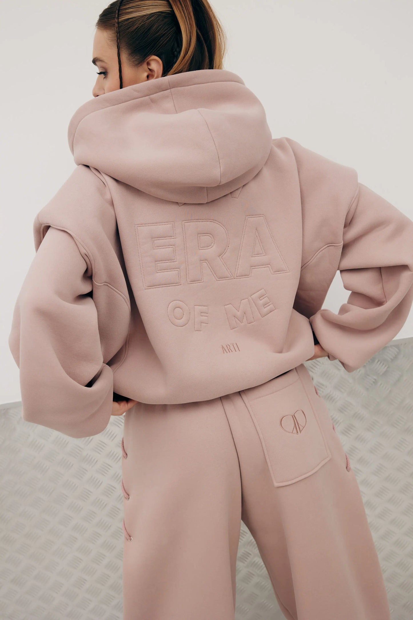 Штани з акцентною деталлю New Era of Me — рожеві